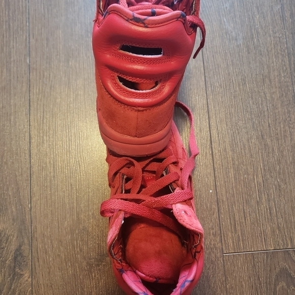 Fila The Cage Hightop Sneakers Size 5 Jrs. - Picture 8 of 10